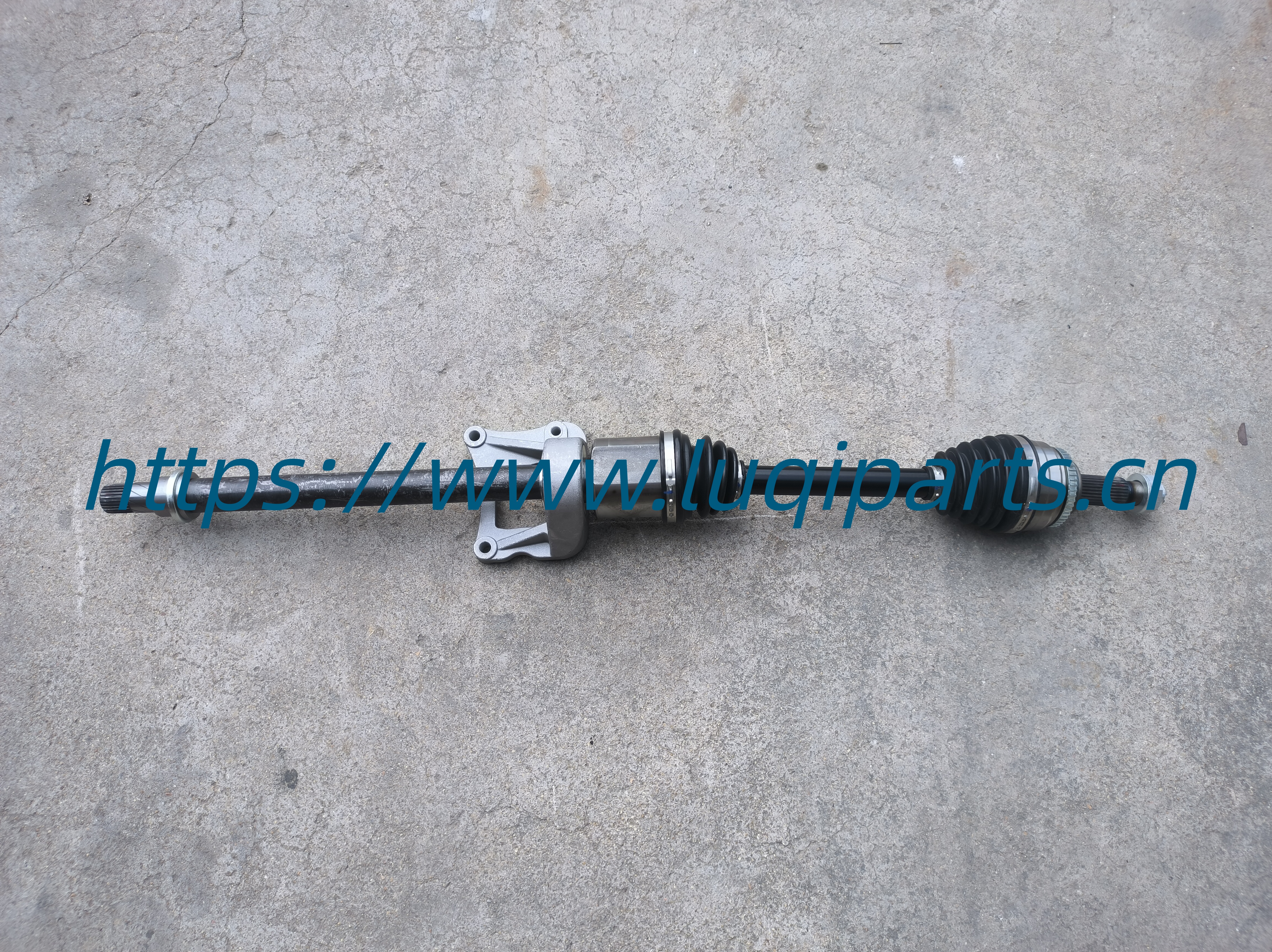 154000075AA Right front axle CHERY Tiggo 7 Plus