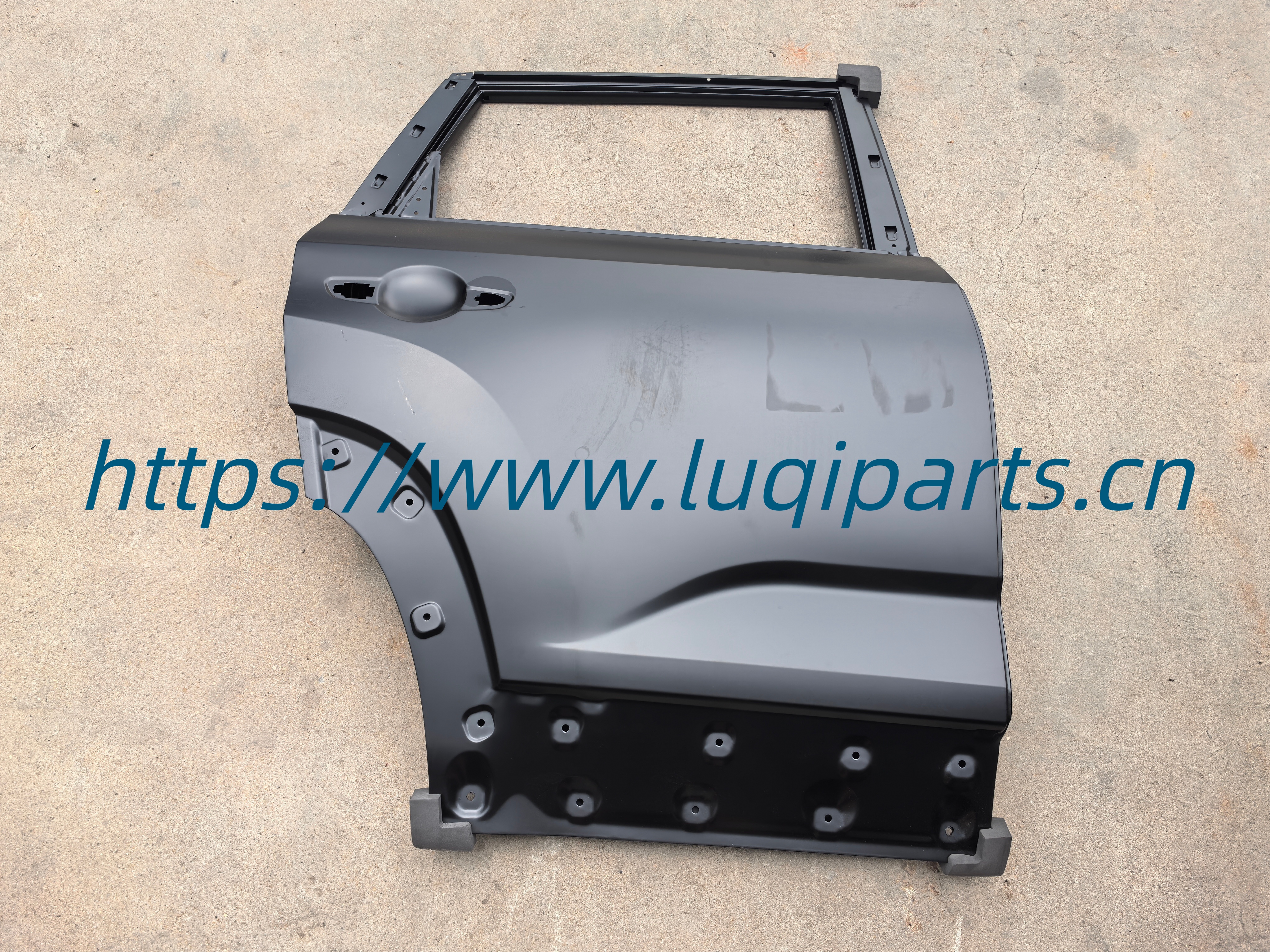 S111F270103-1000-AA Rear right door CHANGAN CS35 Plus