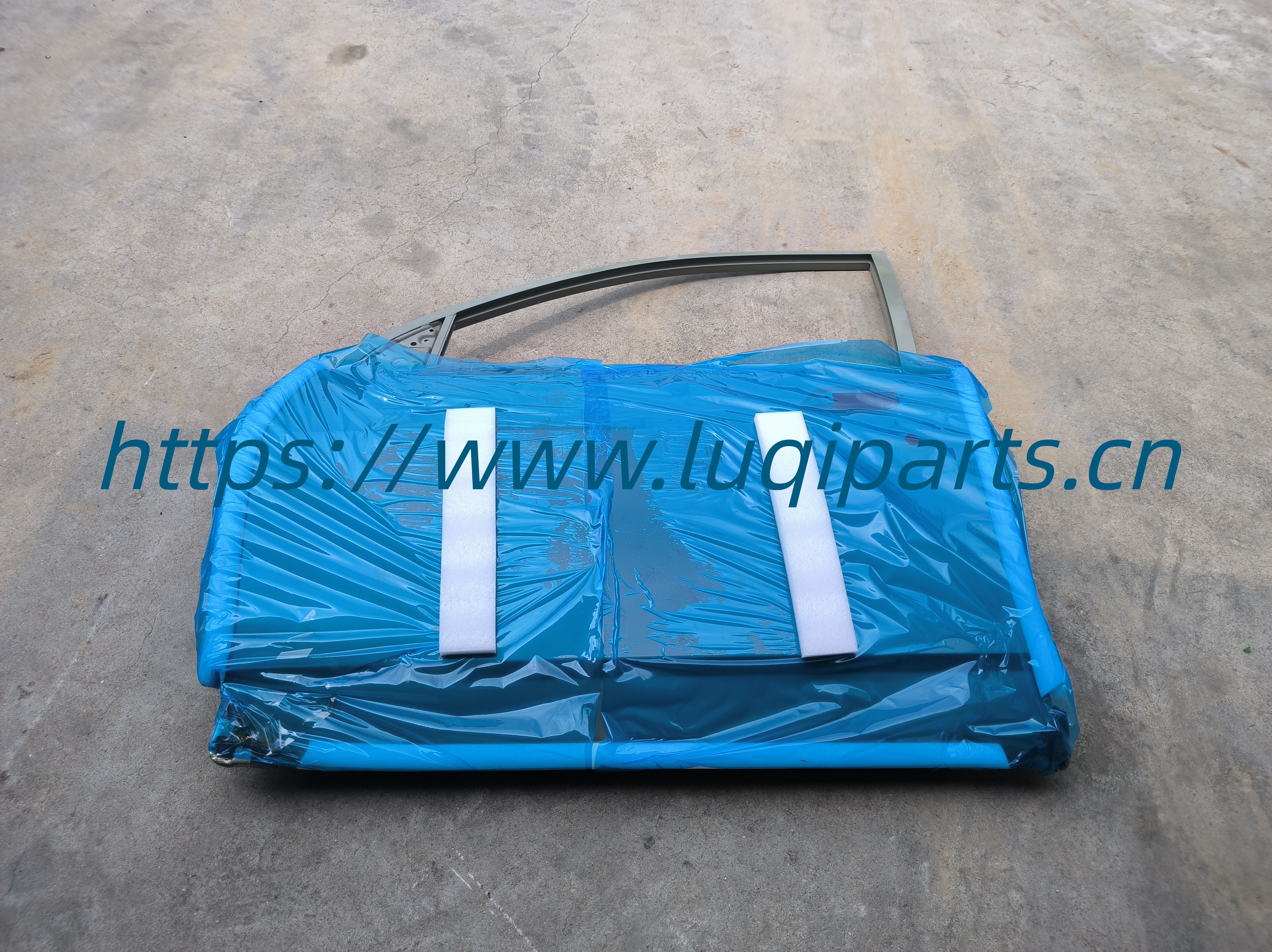 6101100-K80 Front left door GWM Hover H5