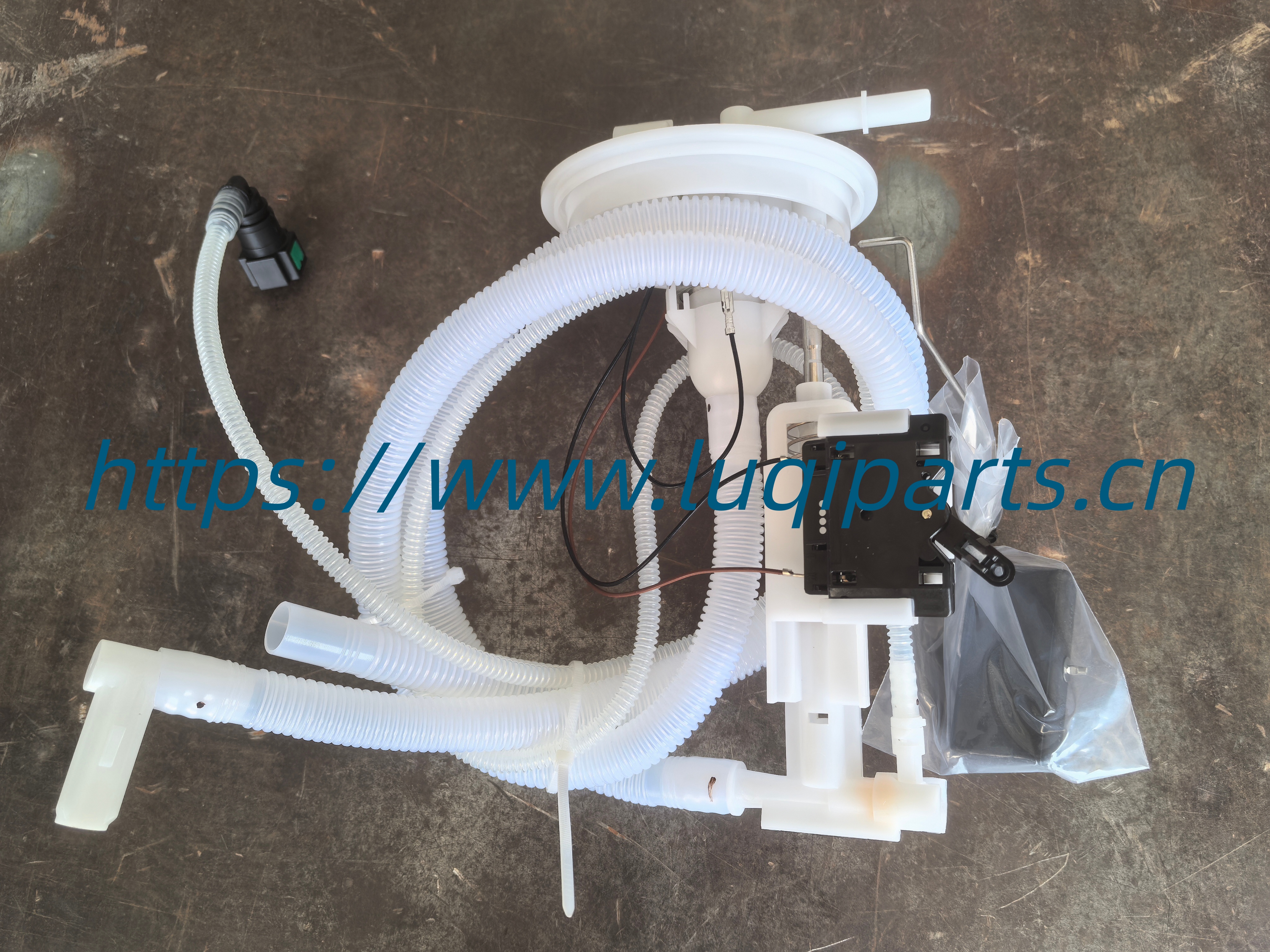 T11-1106630AB Fuel level sensor CHERY Tiggo 2.4