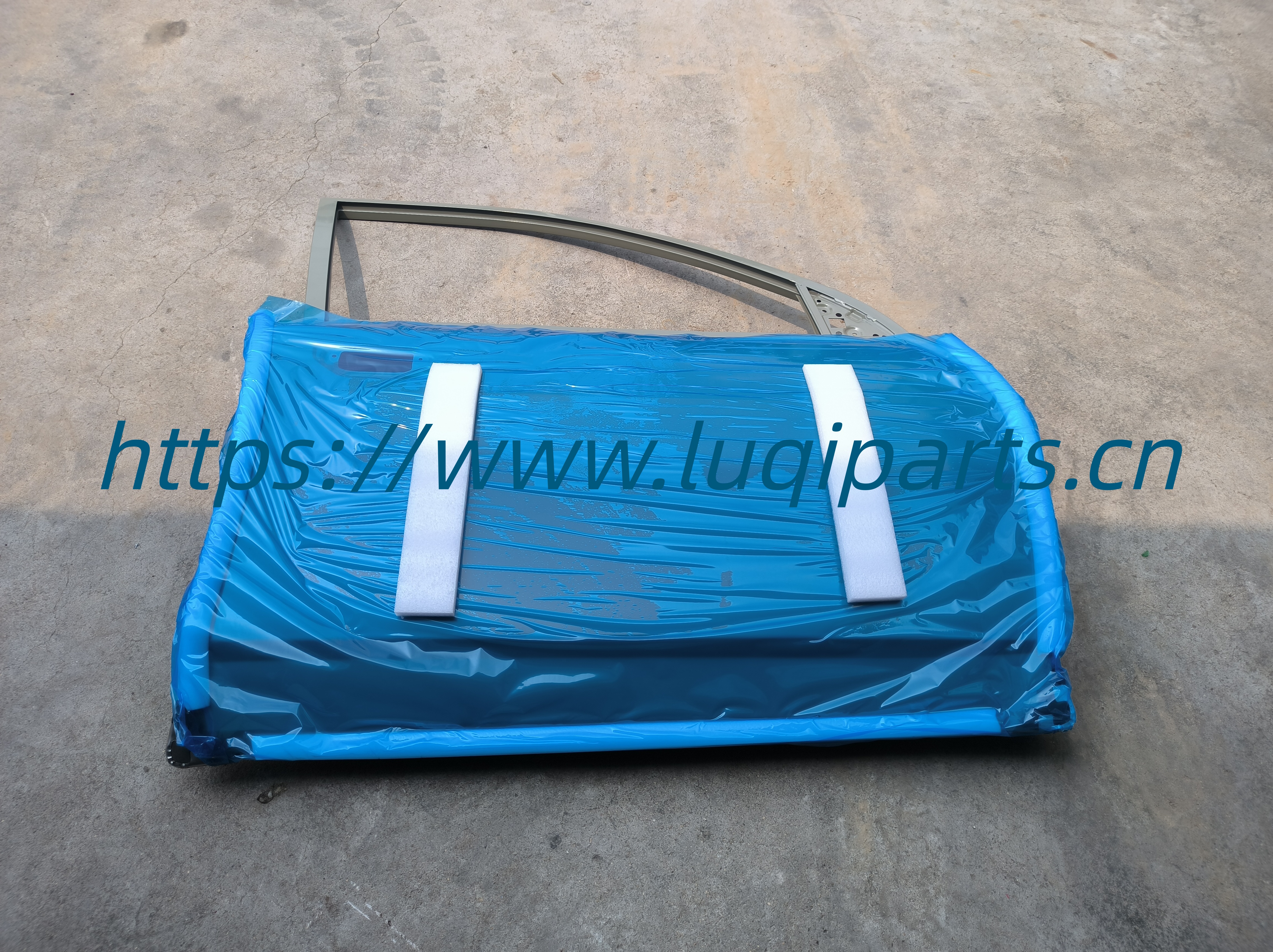 6101200-K80 Front right door GWM Hover H5