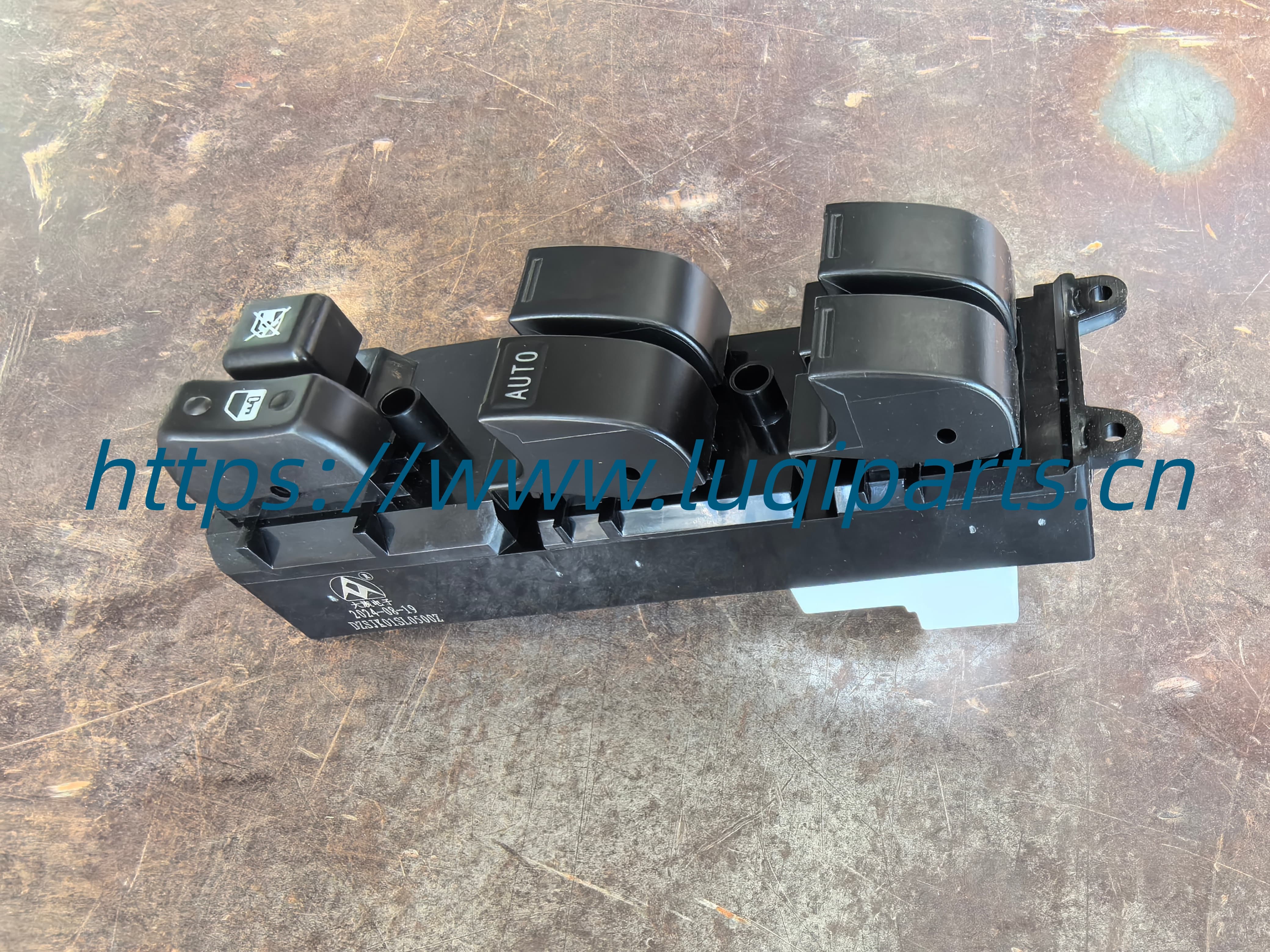 10143771-00 Driver’s power window control unit Byd F3
