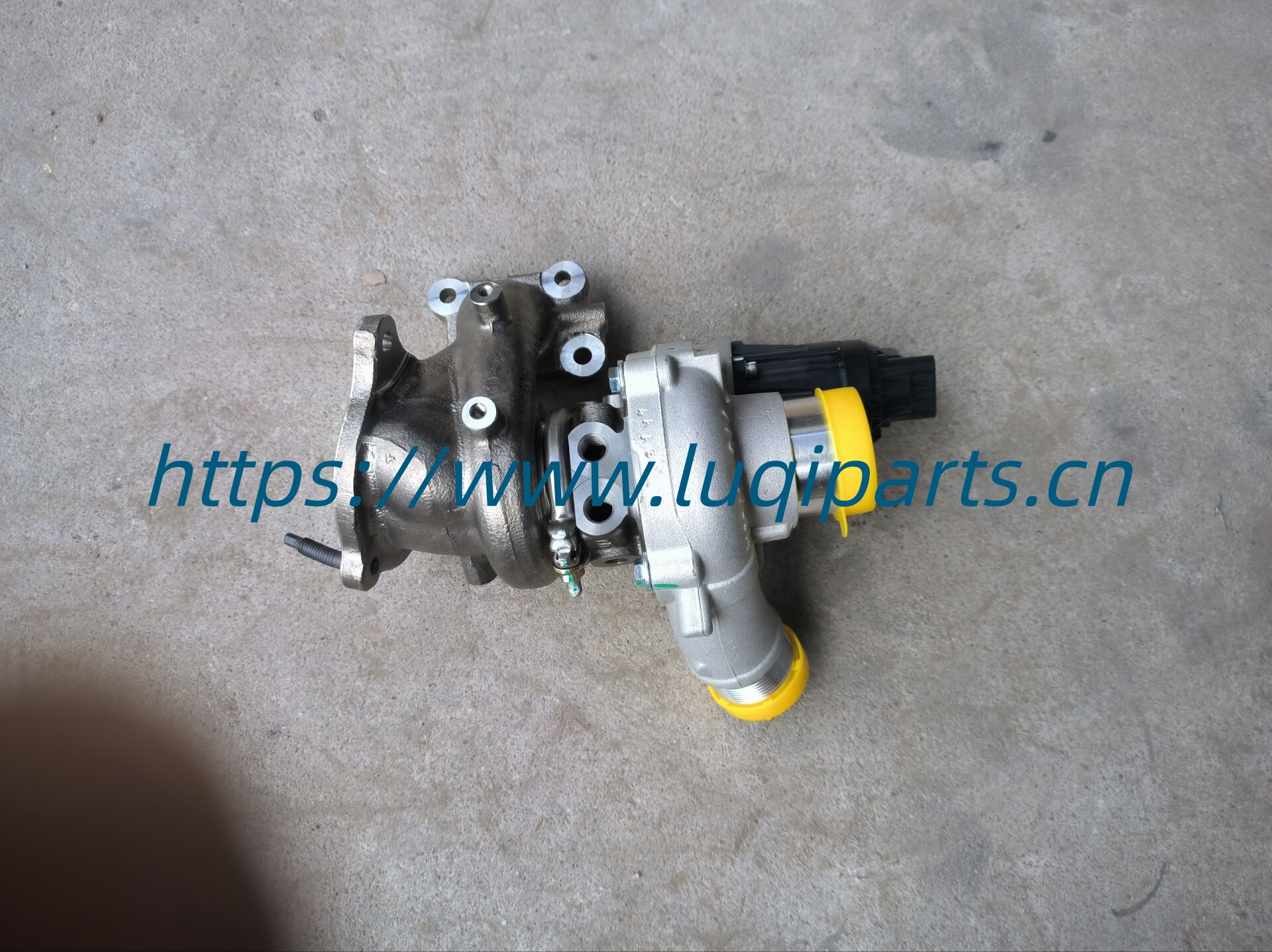 E4T15C-1118010 Turbocharger CHERY Tiggo