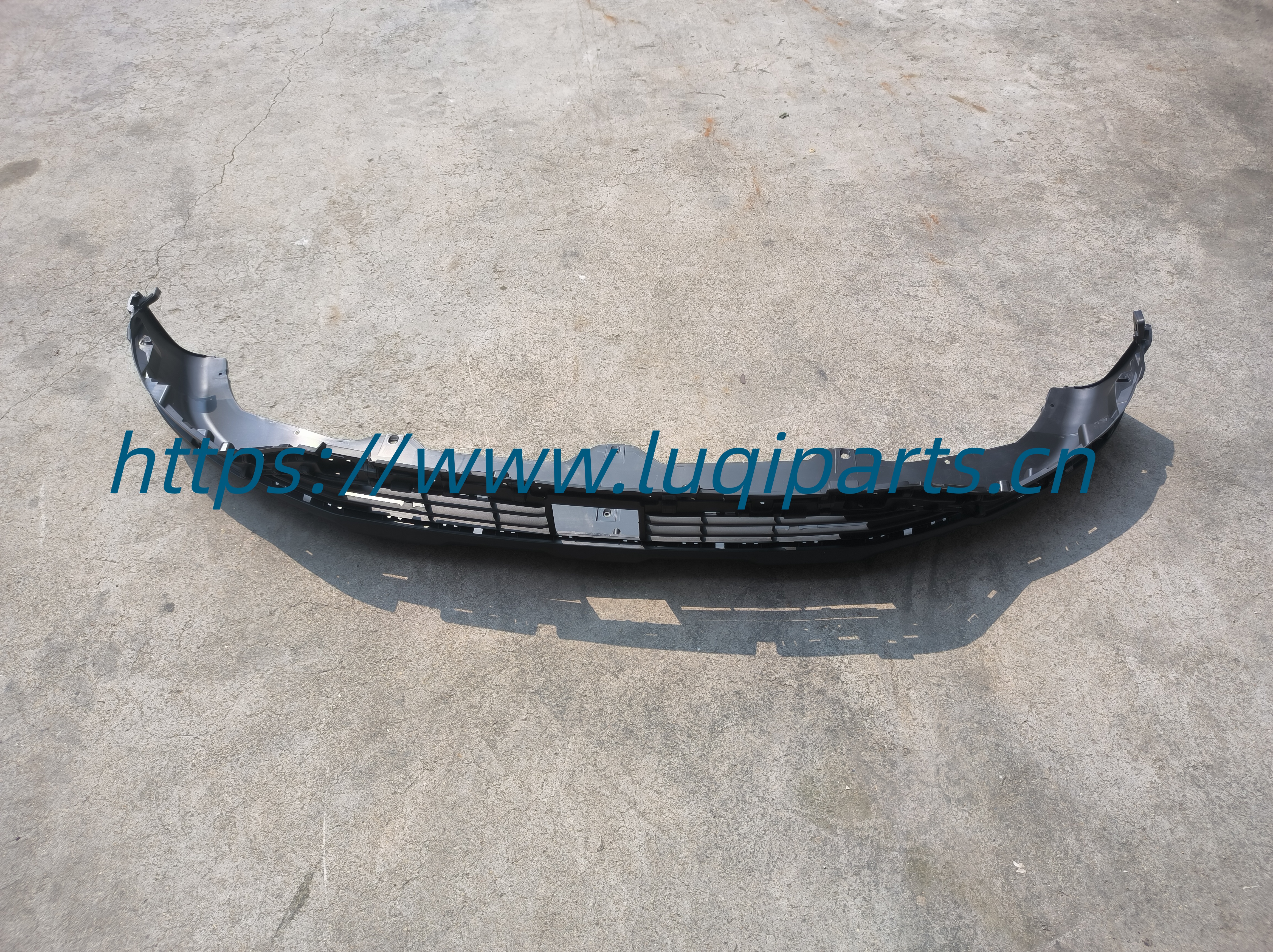 602000942AA Front lower bumper CHERY Tiggо 7 pro