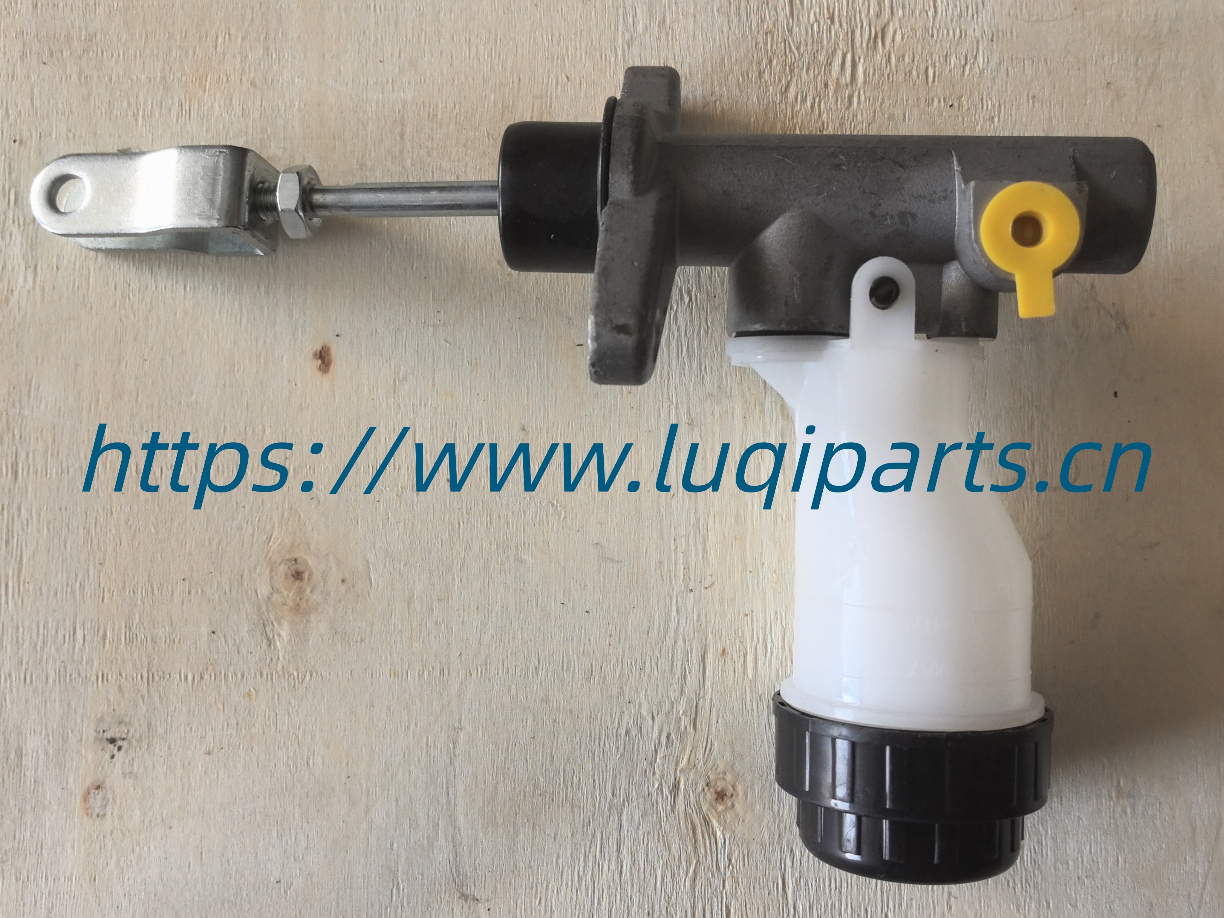 1608100-D01 Main clutch cylinder GWM Safe